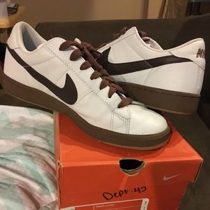 Nike Tennis Classic